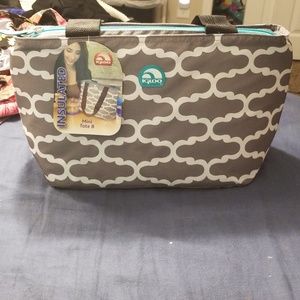 *NWT* Igloo insulated lunch bag